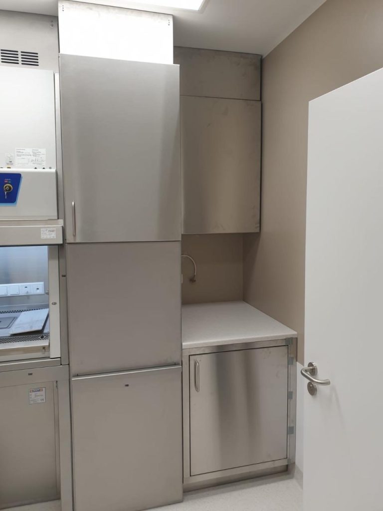 Roestvrijstalen meubels KWINT